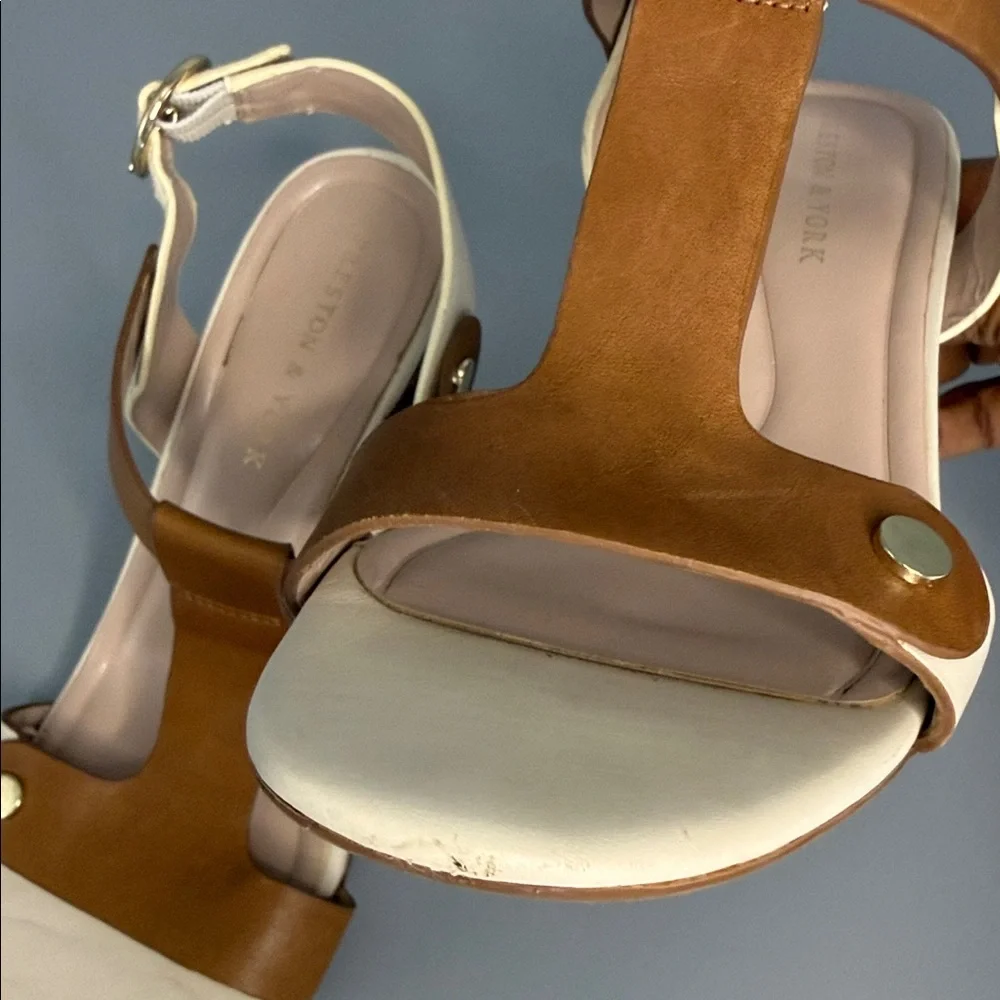 Preston & York Faye Tan Leather T-Strap‎ Block Heel Sandals - Size 6.5